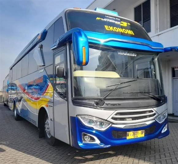 Bus Sugeng Rahayu