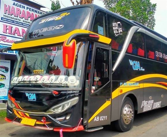 Bus Giri Indah
