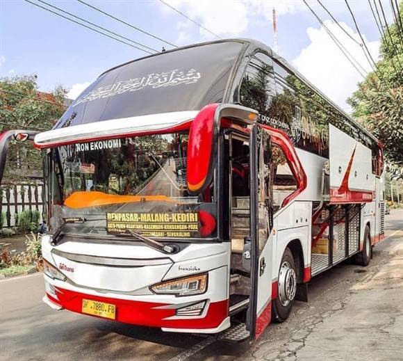 Bus Malang Bali 